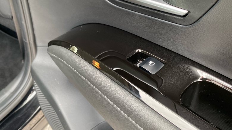 Hyundai TUCSON 1.6 TGDi Hybrid 230 SE Connect 5dr 2WD Auto Hybrid Estate
